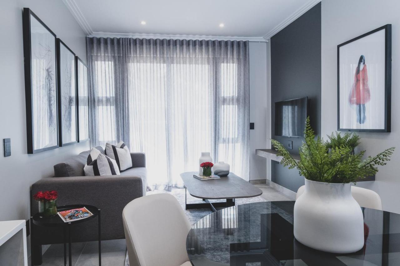 The Catalyst Apartment Hotel By Newmark Johannesburg Buitenkant foto