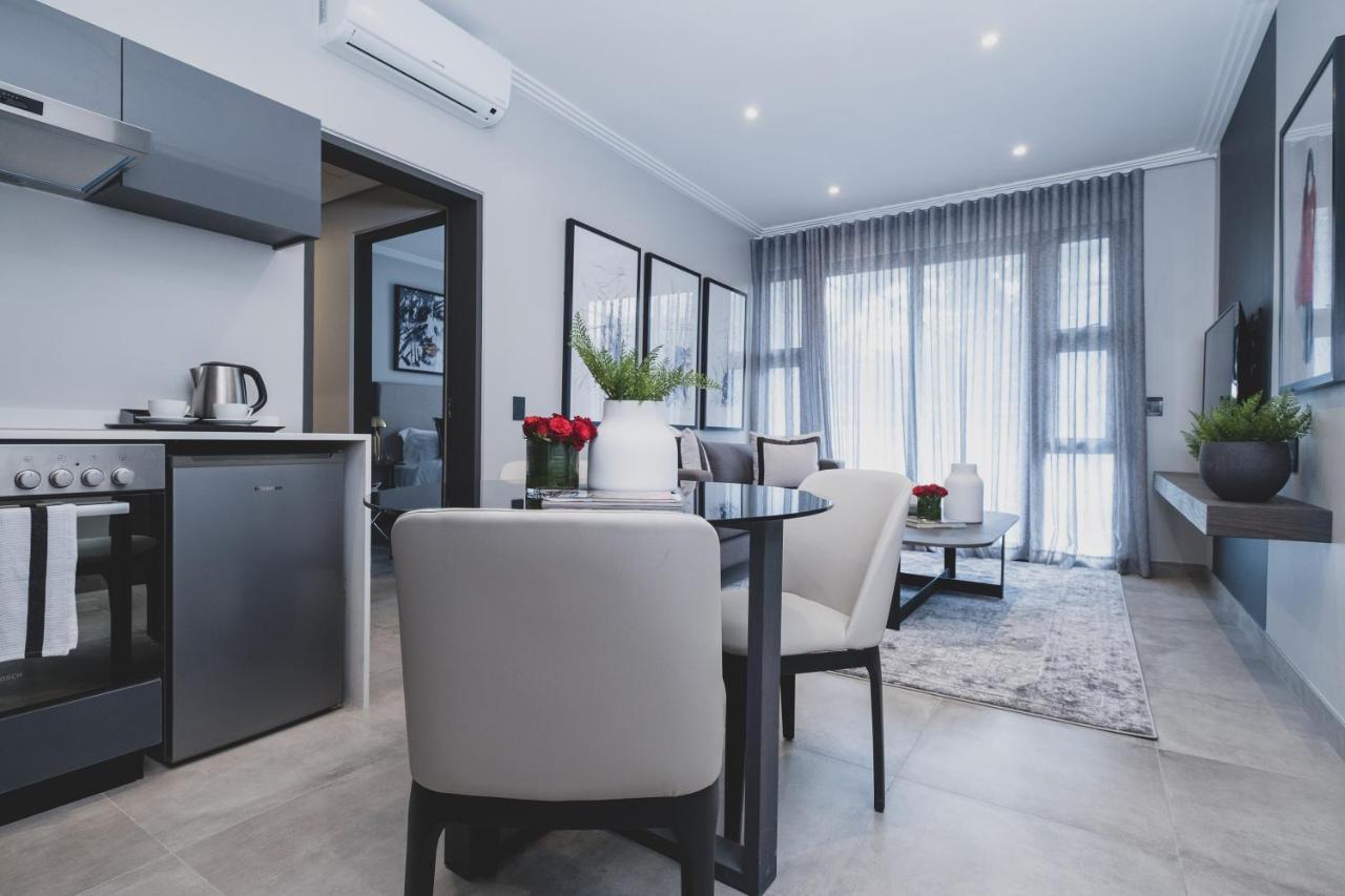 The Catalyst Apartment Hotel By Newmark Johannesburg Buitenkant foto