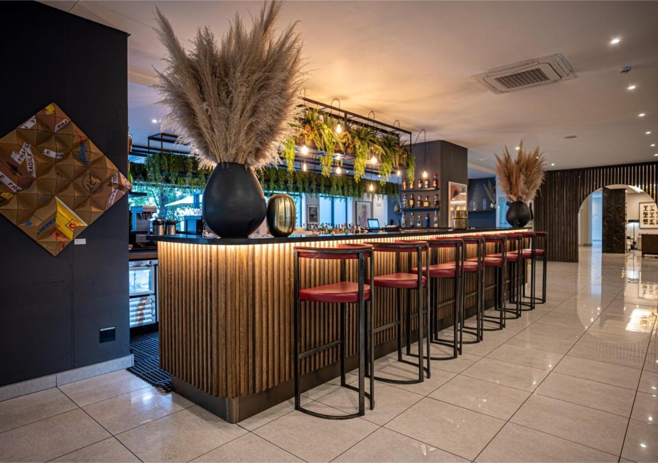 The Catalyst Apartment Hotel By Newmark Johannesburg Buitenkant foto