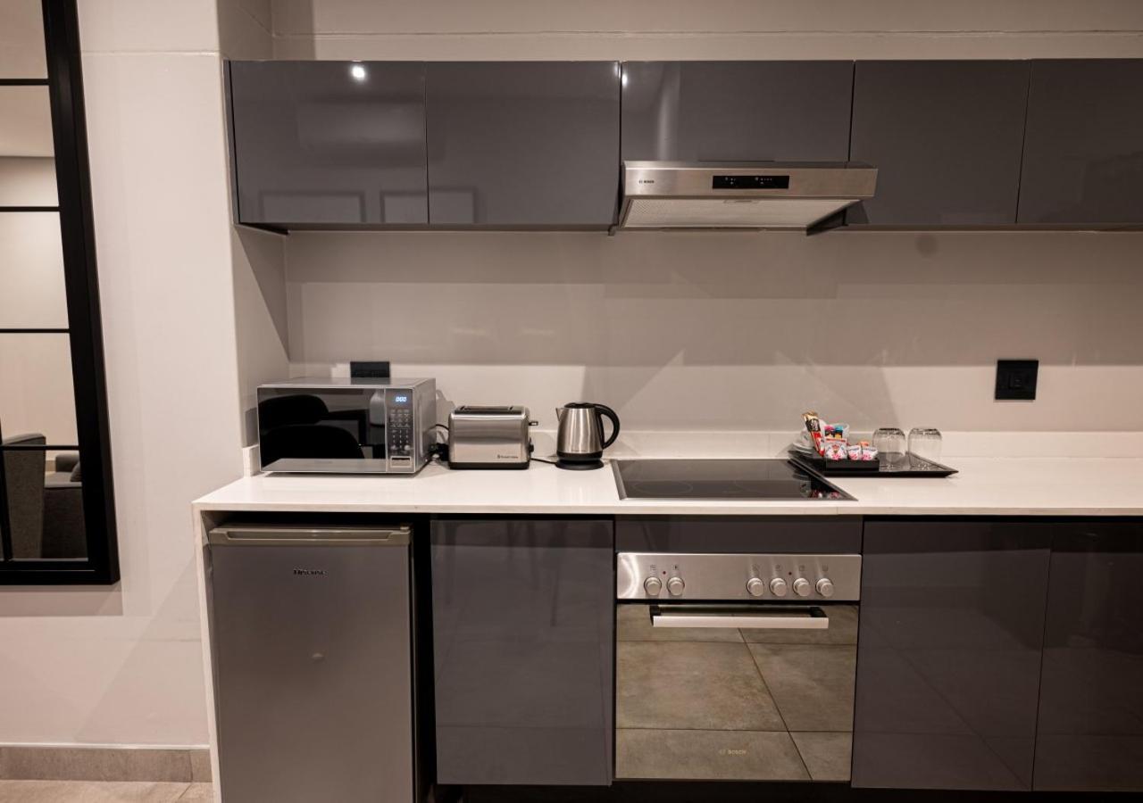 The Catalyst Apartment Hotel By Newmark Johannesburg Buitenkant foto