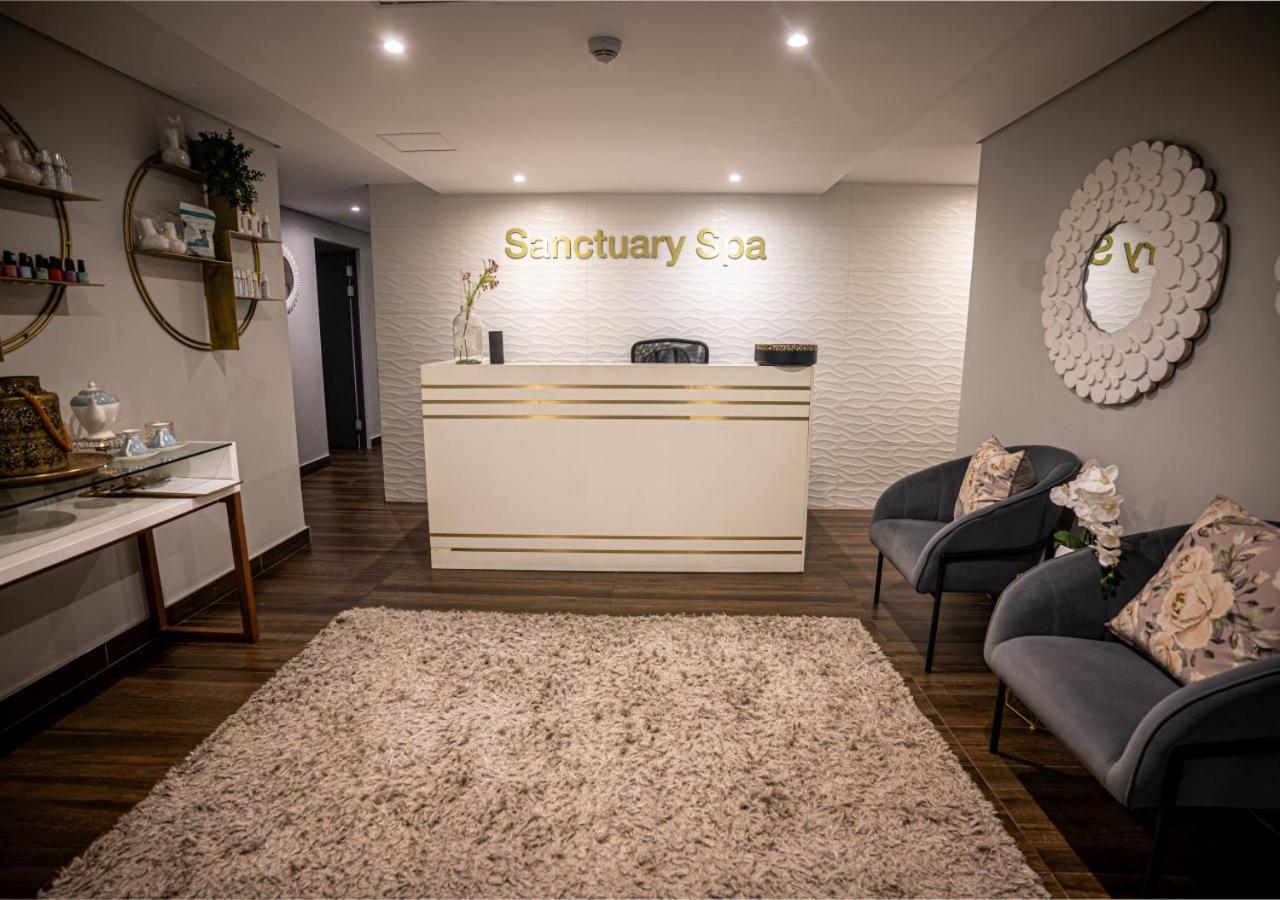 The Catalyst Apartment Hotel By Newmark Johannesburg Buitenkant foto
