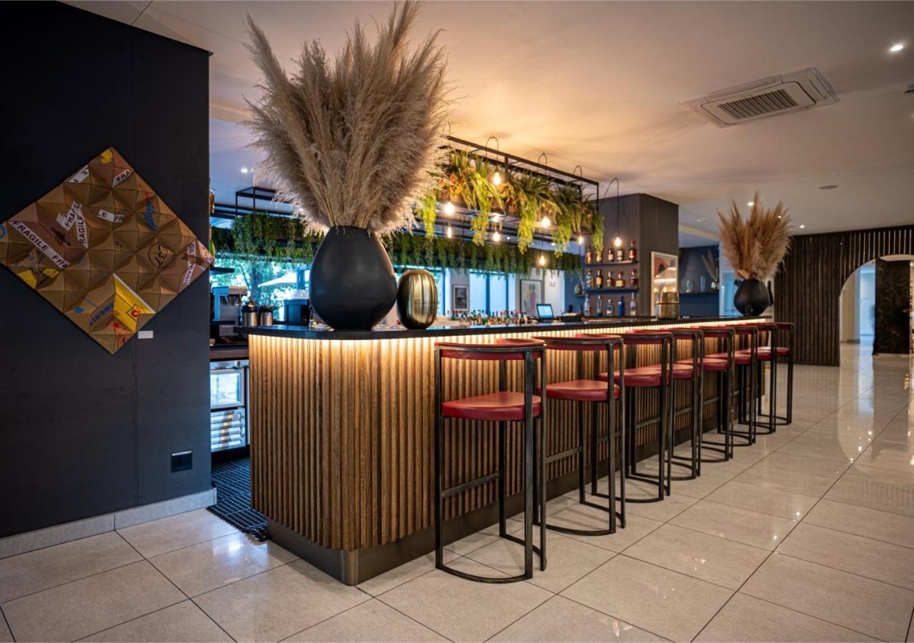 The Catalyst Apartment Hotel By Newmark Johannesburg Buitenkant foto